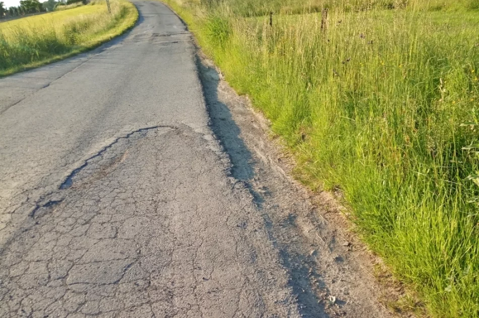 Mieszkańcy będą musieli jeszcze poczekać na remont drogi - zdjęcie 2