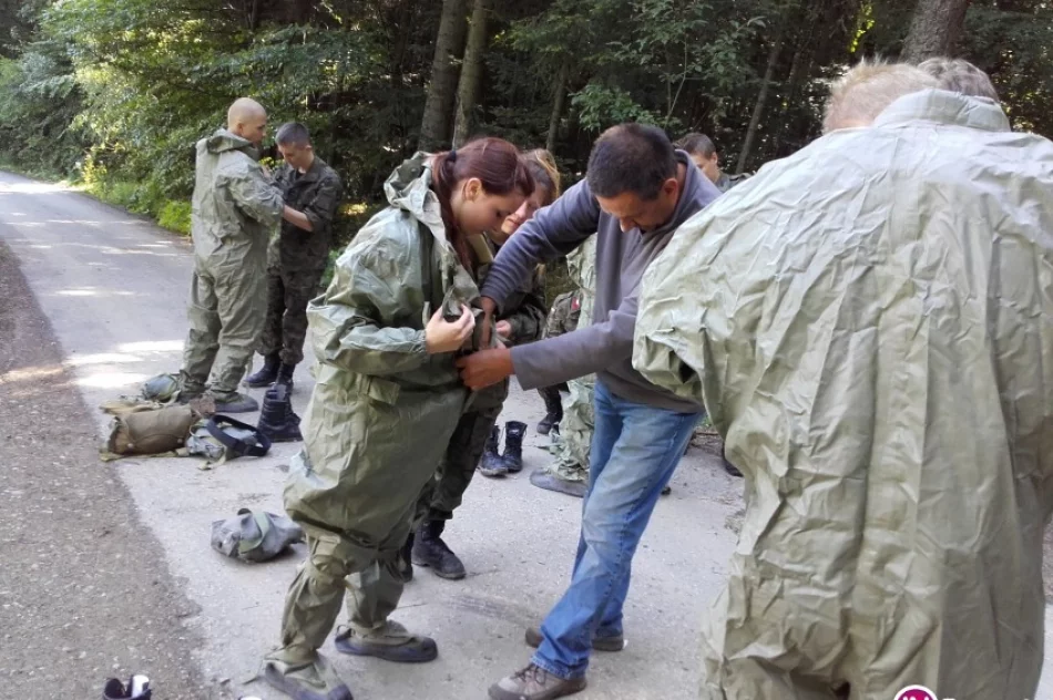 Wakacyjne manewry na Łopieniu - zdjęcie 2