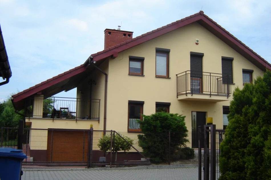 Malowanie elewacji.Usługi Remontowe, dekarskie... - zdjęcie 2