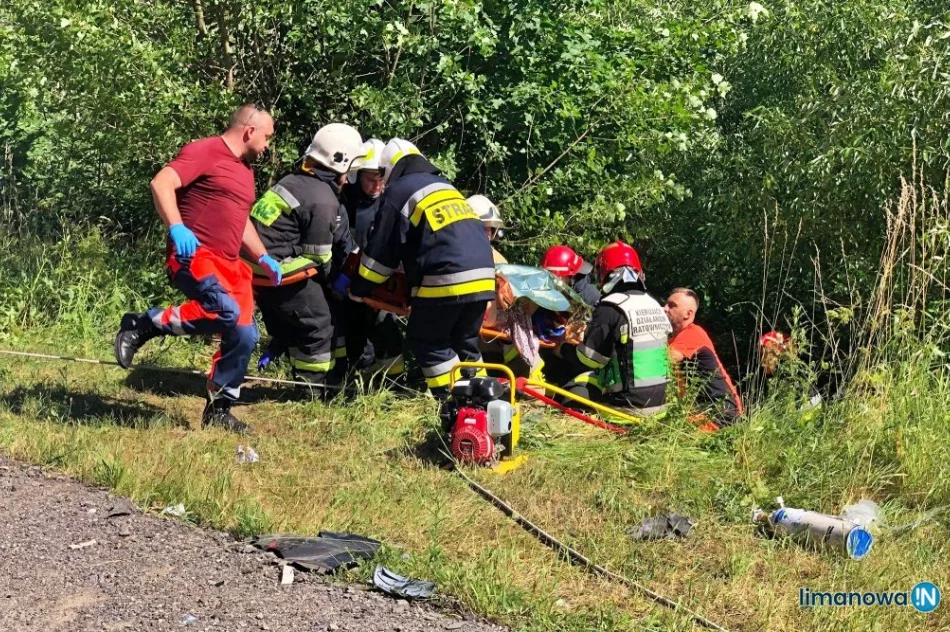Policja wyjaśnia okoliczności wypadku, w którym rannych zostało pięć osób - zdjęcie 2