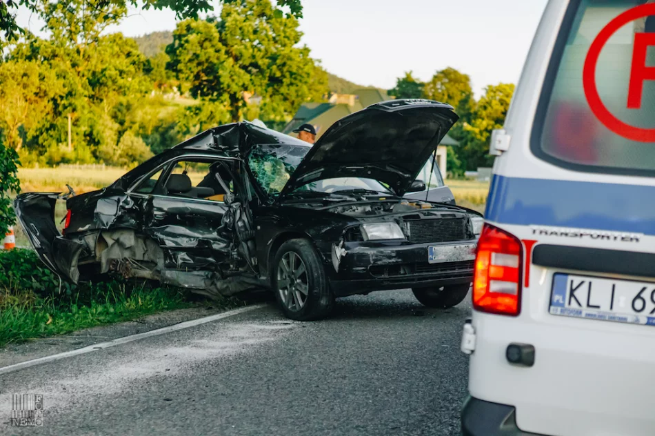 17-latek bez uprawnień spowodował kolizję - zdjęcie 4