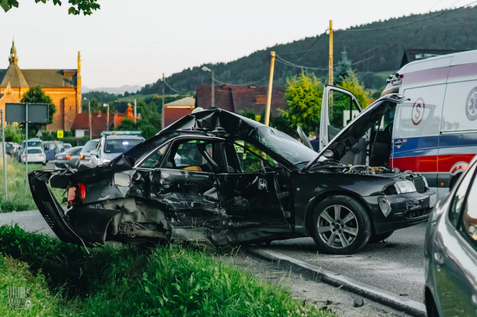 17-latek bez uprawnień spowodował kolizję - zdjęcie 5