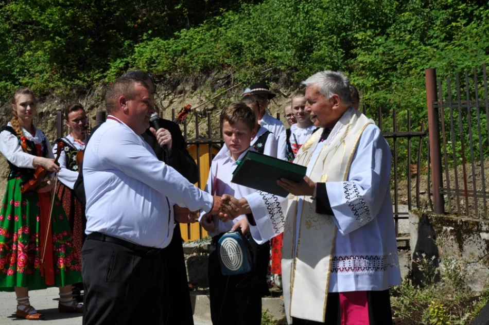 Poświęcenie dzwonnicy i Jubileusz Infułata  - zdjęcie 6