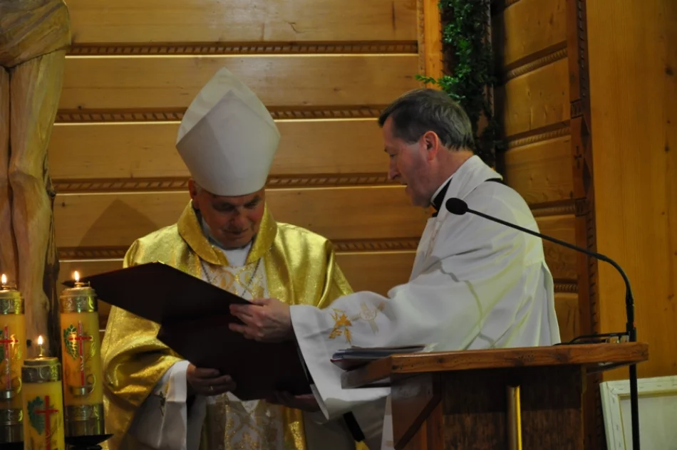 Poświęcenie dzwonnicy i Jubileusz Infułata  - zdjęcie 9