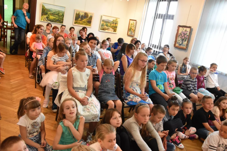 „Pozytywnie Zaczytani” na spotkaniu z autorką - zdjęcie 4