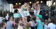 Przywitali lato i dobrą zabawą otwarli sezon turystyczny  - zdjęcie 2