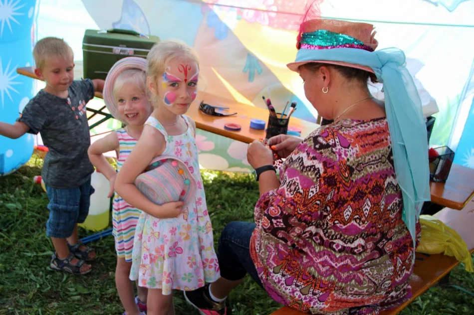 Przywitali lato i dobrą zabawą otwarli sezon turystyczny  - zdjęcie 5