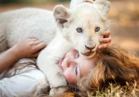 Wakacje w kinie Klaps - "Mia i biały lew" na ekranie 3 lipca - zdjęcie główne