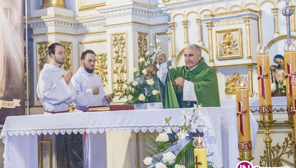 Przed tygodniem podziękowali odchodzącemu, jutro przywitają nowego proboszcza - zdjęcie 1