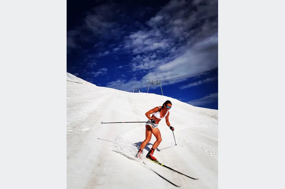 Justyna Kowalczyk w plażowym stroju… na narciarskich trasach - zdjęcie 2