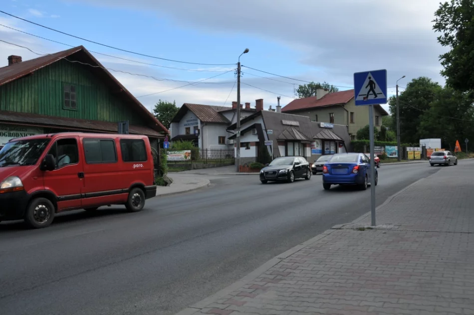 "Krajówka" wyremontowana, piesi i kierowcy czekają na oznakowanie - zdjęcie 4