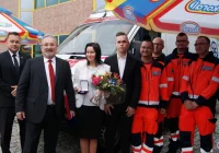 Karetka w Pogotowiu. Firma Koral przekazała nowy ambulans - zdjęcie główne