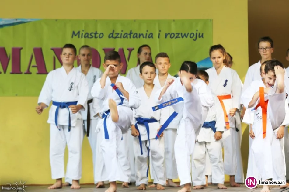 Miejski park pełen dzieci - zdjęcie 3