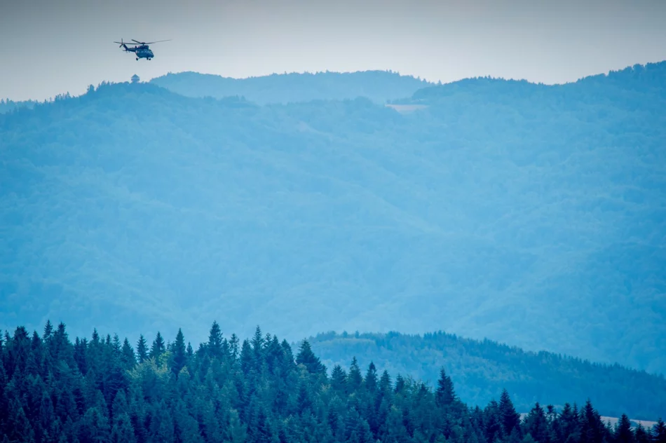 "Latające czołgi" od kilku dni na niebie nad Limanowszczyzną - zdjęcie 20