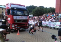 Współcześni gladiatorzy pokonają nawet TIR-a - zdjęcie główne