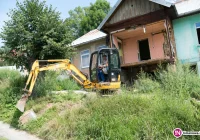 Kanalizacji nie będzie. Romowie wstrzymali prace. W tle dyrektor wojewody 'na telefon' - zdjęcie główne