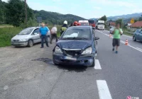 Maszkowice: zderzenie dwóch samochodów i busa. Ranni trafili do szpitala - zdjęcie główne