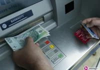 Płatności na wakacjach - zdjęcie główne