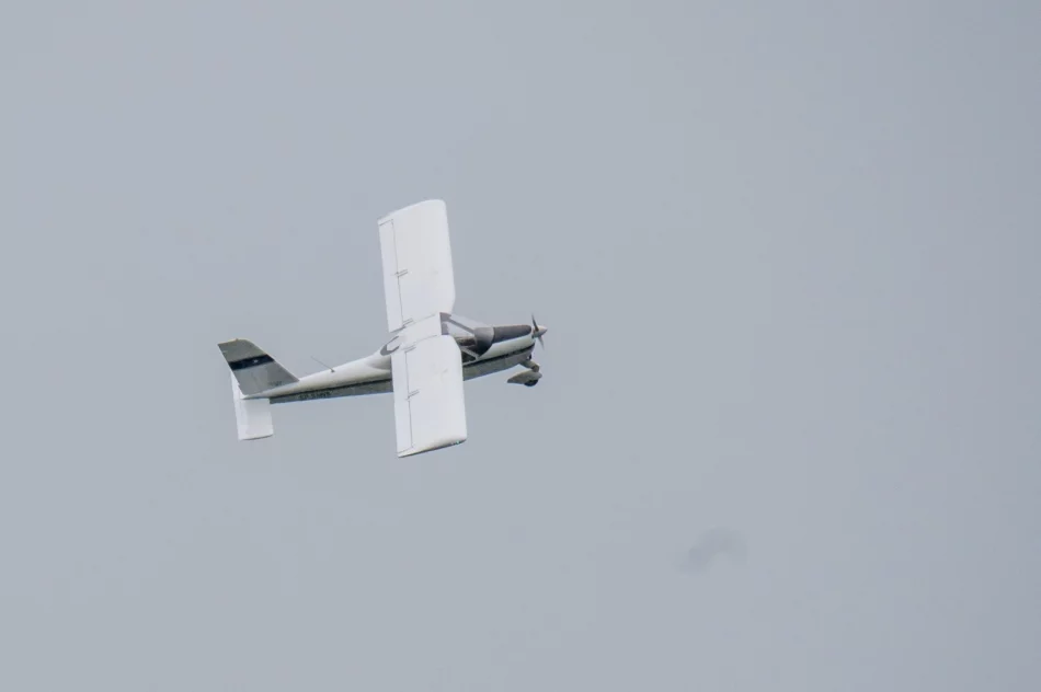 Ciemne chmury nie odstraszyły 700 gości i dwóch statków powietrznych - zdjęcie 4