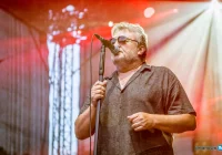 Krzysztof Cugowski z Zespołem Mistrzów porwał publiczność wykonaniem legendarnych hitów - zdjęcie główne