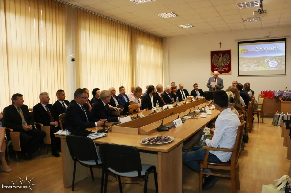 Oficjalne spotkanie zaprzyjaźnionych miast podczas Dni Limanowej - zdjęcie 4