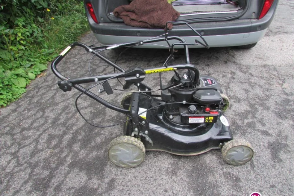 Policja z Bochni zatrzymała w Limanowej włamywacza - zdjęcie 2