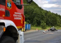 Ranny motocyklista zabrany do szpitala - zdjęcie główne