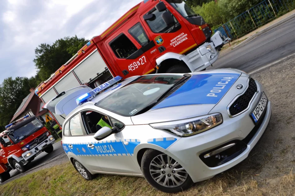 Ranny motocyklista zabrany do szpitala - zdjęcie 5