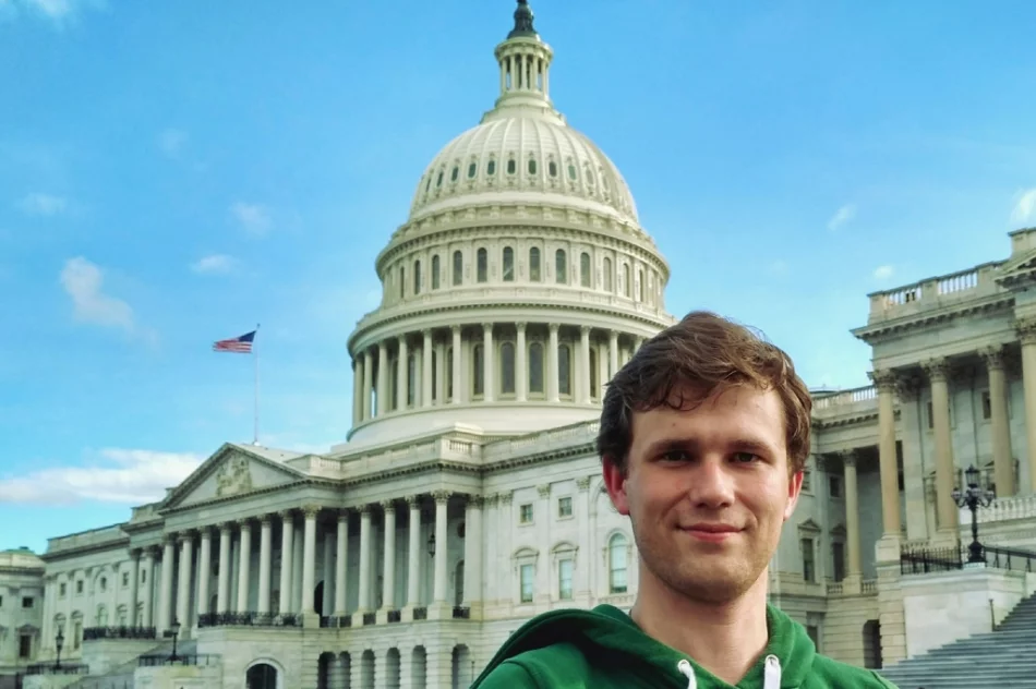 Odbywał praktyki w siedzibie Kongresu Stanów Zjednoczonych - zdjęcie 3