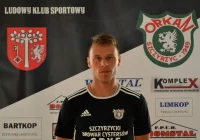Super skuteczny Dawid Kurczab. Orkan dominował w Zalesiu. - zdjęcie główne
