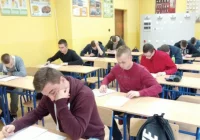 Nabór do liceum znów zakończył się niepowodzeniem. Bardziej popularne technikum - zdjęcie główne