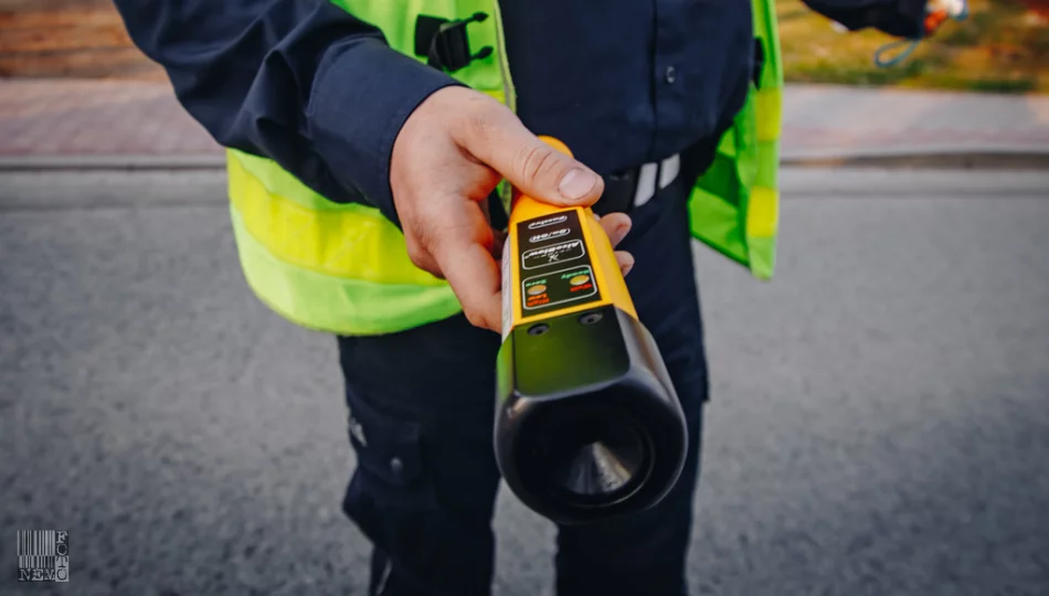 Kierowca z 2,1 promila alkoholu zatrzymany przez policję - zdjęcie 1