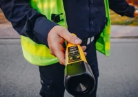 Wjechał motorowerem do rowu i uciekł. Miał 2,6 promila alkoholu - zdjęcie główne