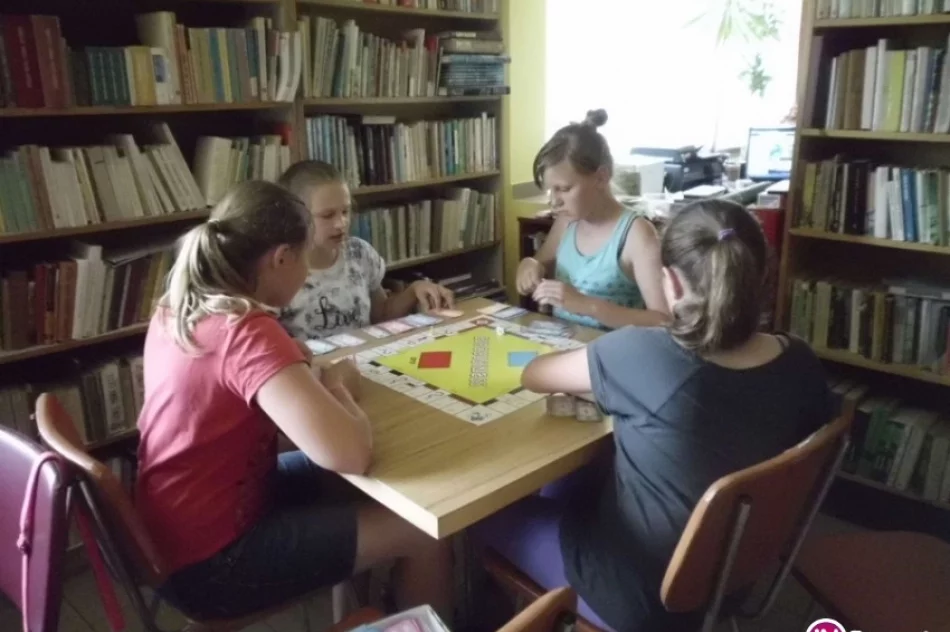 Wakacyjne spotkania w bibliotece - zdjęcie 2
