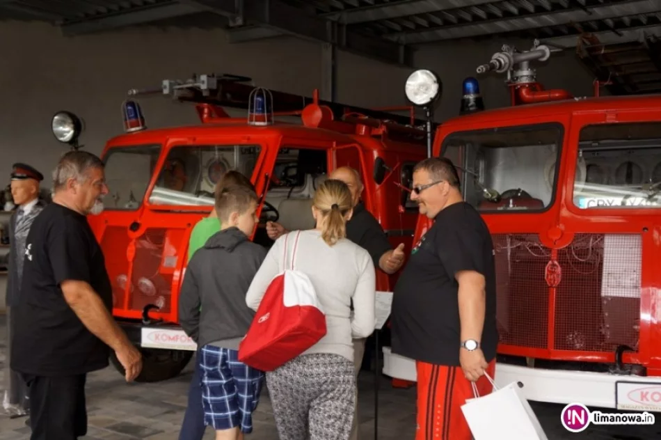 Młodzi strażacy-ochotnicy wypoczywali i zwiedzali - zdjęcie 4