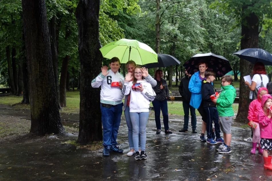 „A ja chodzę nie przejmując się ulewą ani spiesząc …” – V Jarmark Historyczny „Born in The PRL” za nami! - zdjęcie 6