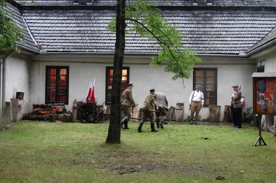 „A ja chodzę nie przejmując się ulewą ani spiesząc …” – V Jarmark Historyczny „Born in The PRL” za nami! - zdjęcie 14