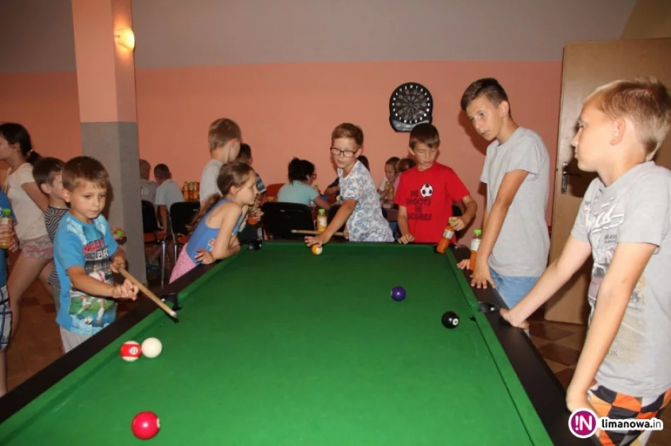 Świetlica w kulinarnej odsłonie. 40 dzieci piekło pizzę - zdjęcie 4