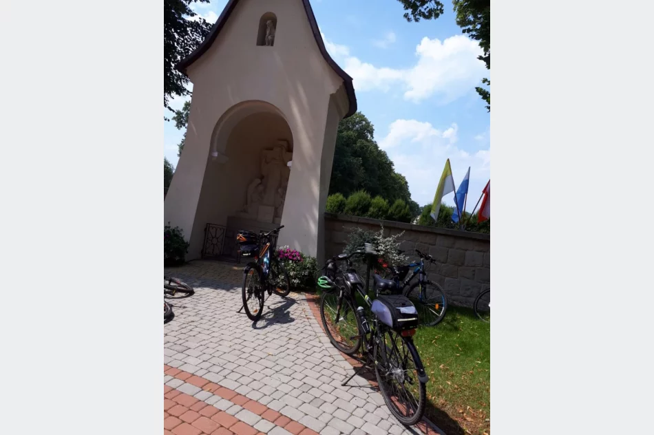 Pielgrzymi pierwszego dnia pokonali dystans 135 km - zdjęcie 8