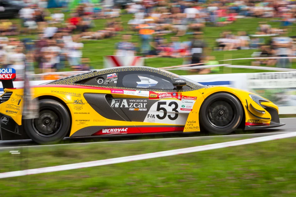 Dwa dni zmagań najlepszych kierowców na trasie Wyścigu Górskiego - Przełęcz pod Ostrą - zdjęcie 3