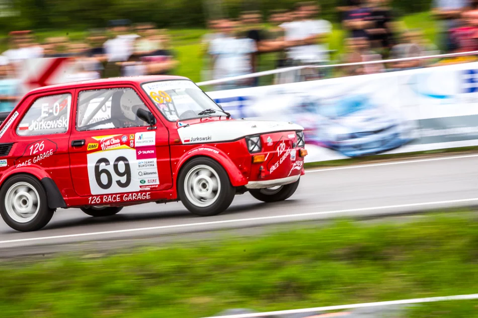 Dwa dni zmagań najlepszych kierowców na trasie Wyścigu Górskiego - Przełęcz pod Ostrą - zdjęcie 4