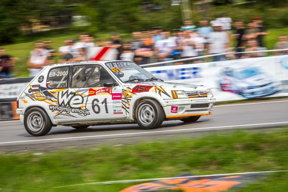 Dwa dni zmagań najlepszych kierowców na trasie Wyścigu Górskiego - Przełęcz pod Ostrą - zdjęcie 5