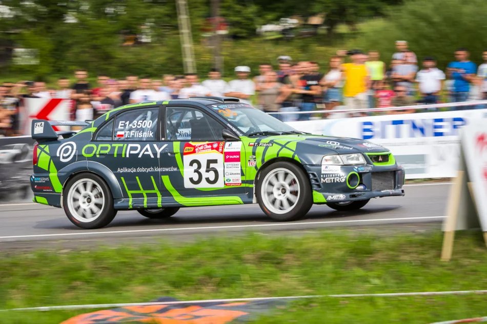 Dwa dni zmagań najlepszych kierowców na trasie Wyścigu Górskiego - Przełęcz pod Ostrą - zdjęcie 8