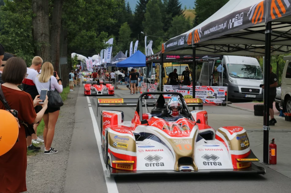 MISTRZOWIE POLSKI I EUROPY NA TRASIE 11. WYŚCIGU GÓRSKIEGO LIMANOWA-PRZEŁĘCZ POD OSTRĄ - zdjęcie 9