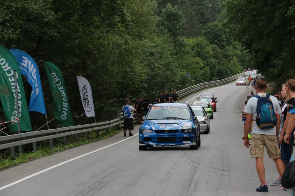 MISTRZOWIE POLSKI I EUROPY NA TRASIE 11. WYŚCIGU GÓRSKIEGO LIMANOWA-PRZEŁĘCZ POD OSTRĄ - zdjęcie 10