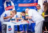 Hot-dogi z kogucikiem rozeszły się jak świeże bułeczki - zdjęcie główne