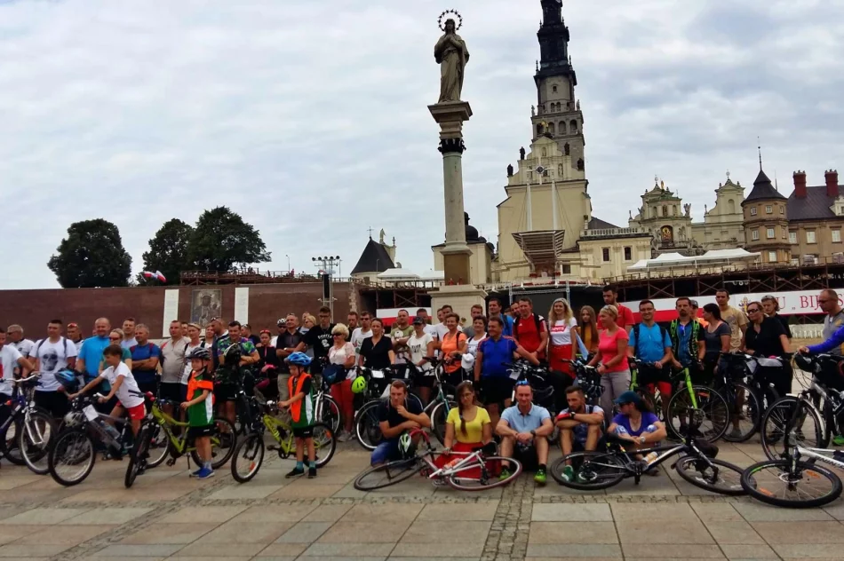 Pokonali 270 km na jednośladach w drodze na Jasną Górę - zdjęcie 15