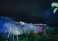 114 strażaków gasiło pożar budynku. Straty opiewają na 580 tys. zł - zdjęcie główne