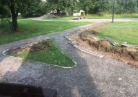 Odebrana i rozliczona inwestycja jest właśnie poprawiana. Alejki węższe, niż zakładał projekt - zdjęcie główne