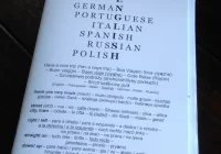 Broszura „Travel SOS” pomoże porozumieć się z obcokrajowcami - zdjęcie główne